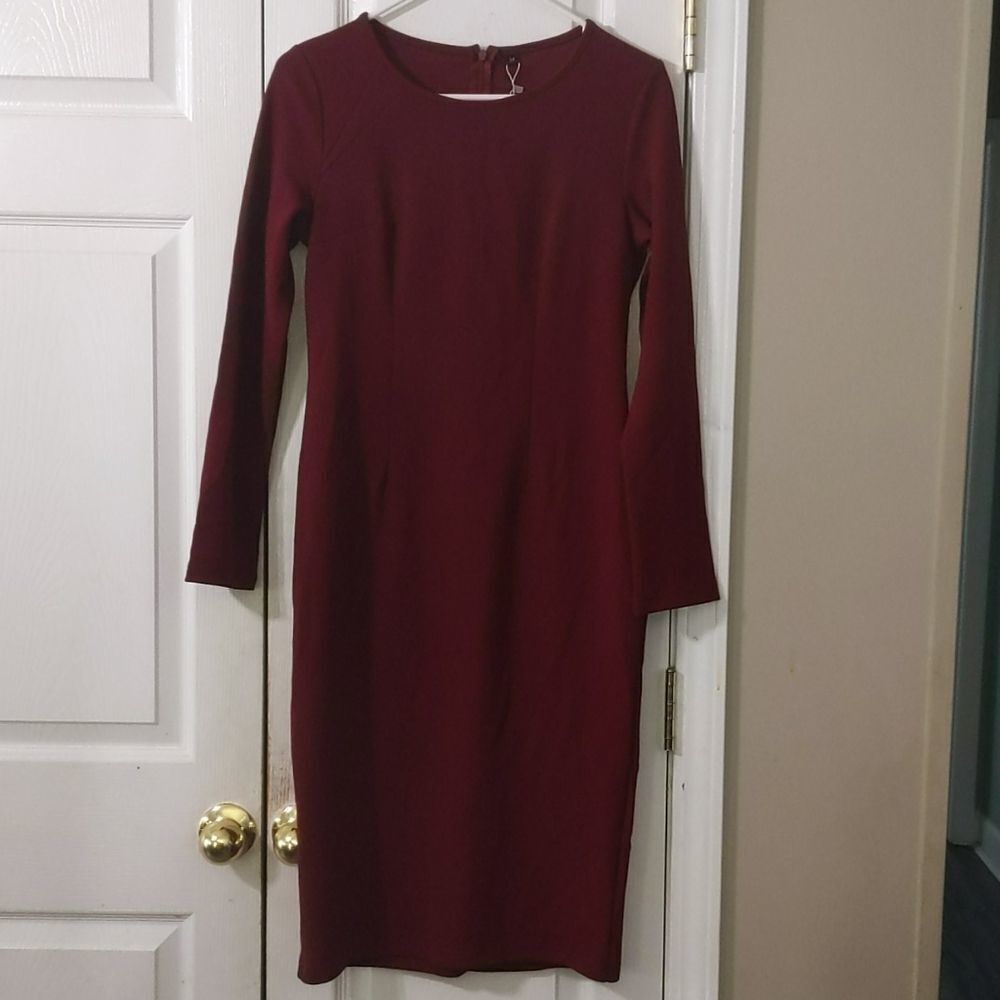 Luna Jany maroon  dress Sz M NWT